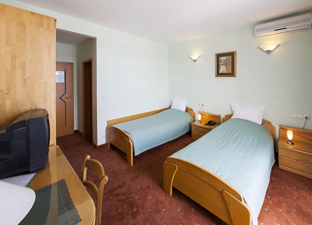 Hotel Senad Od Bosne Prokosovici Exterior photo